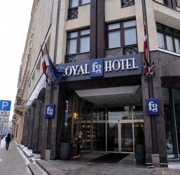  “Kempinsky Hotel” in Riga